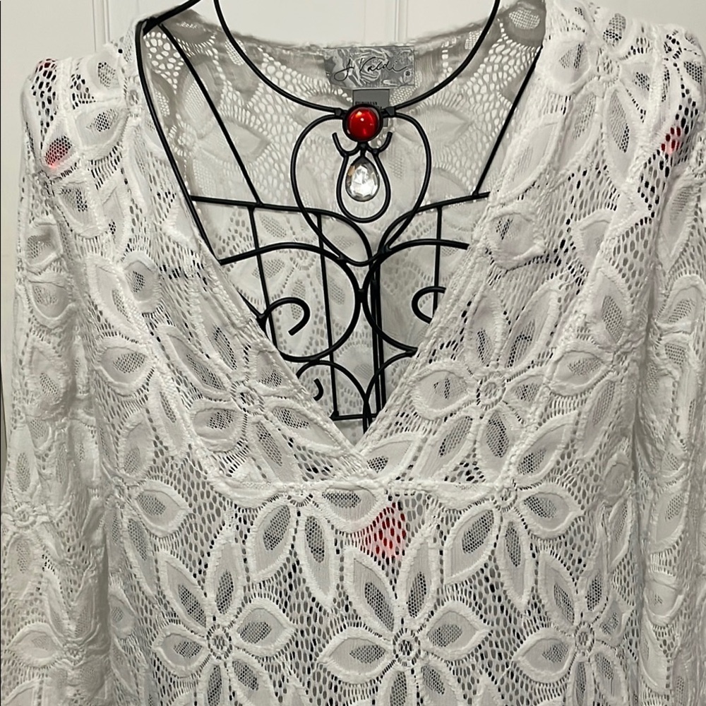 ๐๐๐BOGOHO ๐๐๐Elegant White Lace Women's Top - Picture 2 of 8